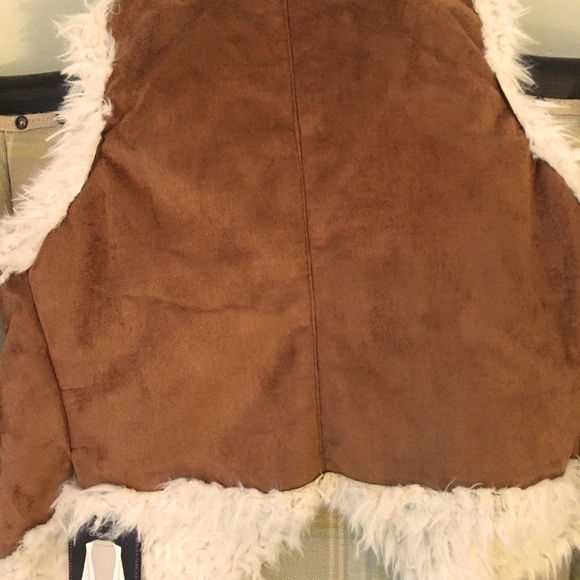 Code 22 Faux Suede Vest - Picture 3 of 6